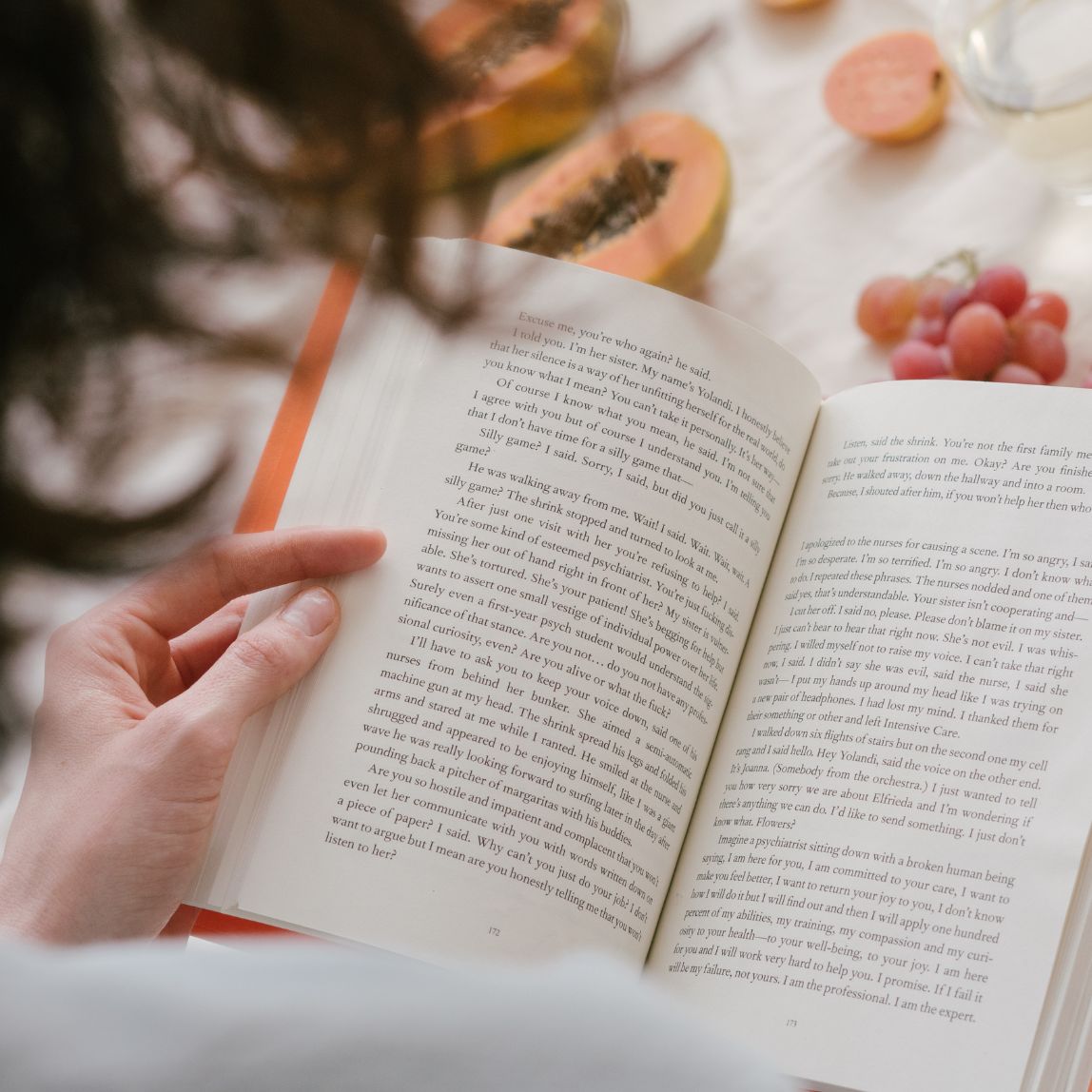 10 Essential Tips on how to Pitch your Book to Publishers? spectup